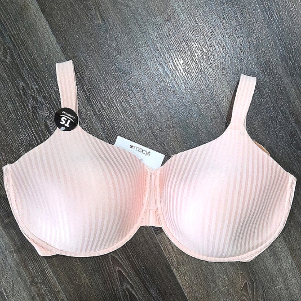 42 DDD Playtex Secrets Perfectly Smooth Underwire Bra - Picture 1 of 10